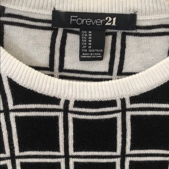 Forever 21 Checkered Sweater - Picture 2 of 3